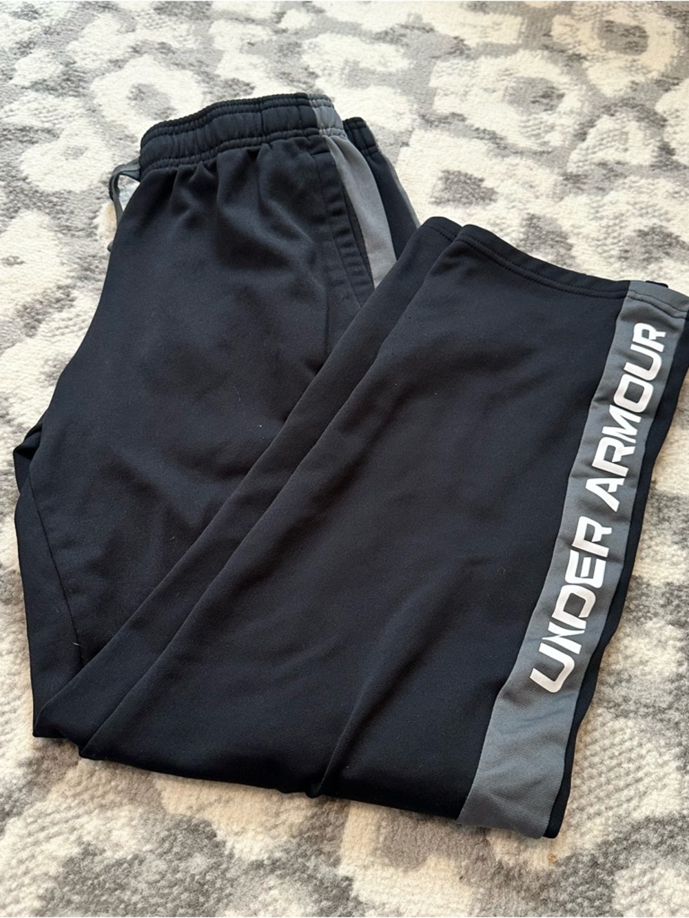 Under Armour Boys Youth Large Loose Wide Leg Sweatpants Black Active Athletic